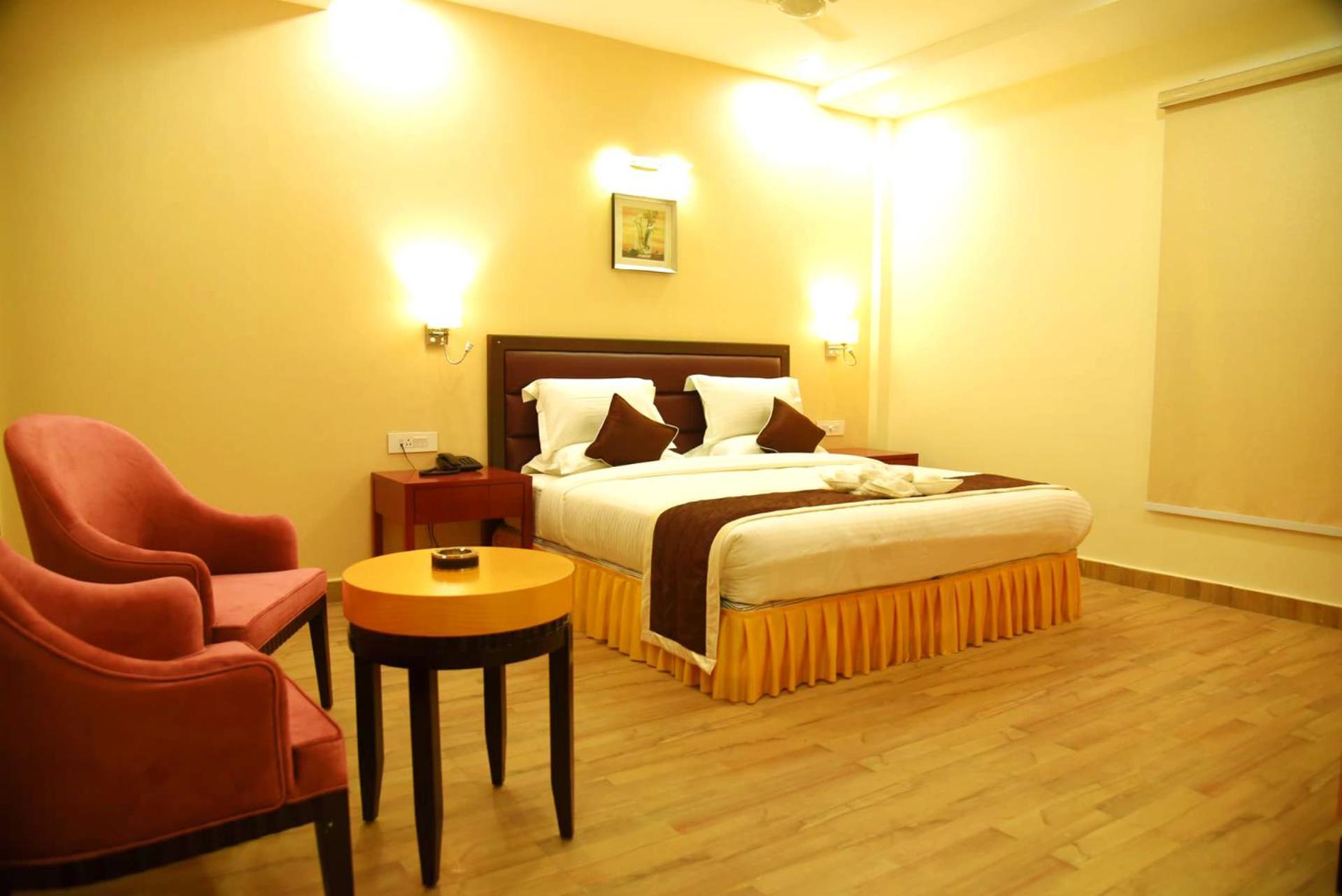 The Ved Mantra Hotel Gwalior Buitenkant foto